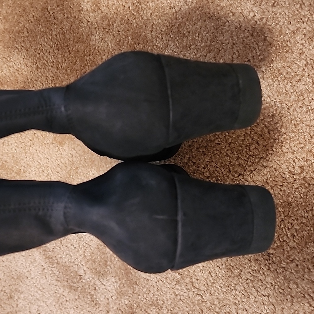 UGG Joely Wedge Boots Size 9.5 EU 40.5 - Picture 5 of 16